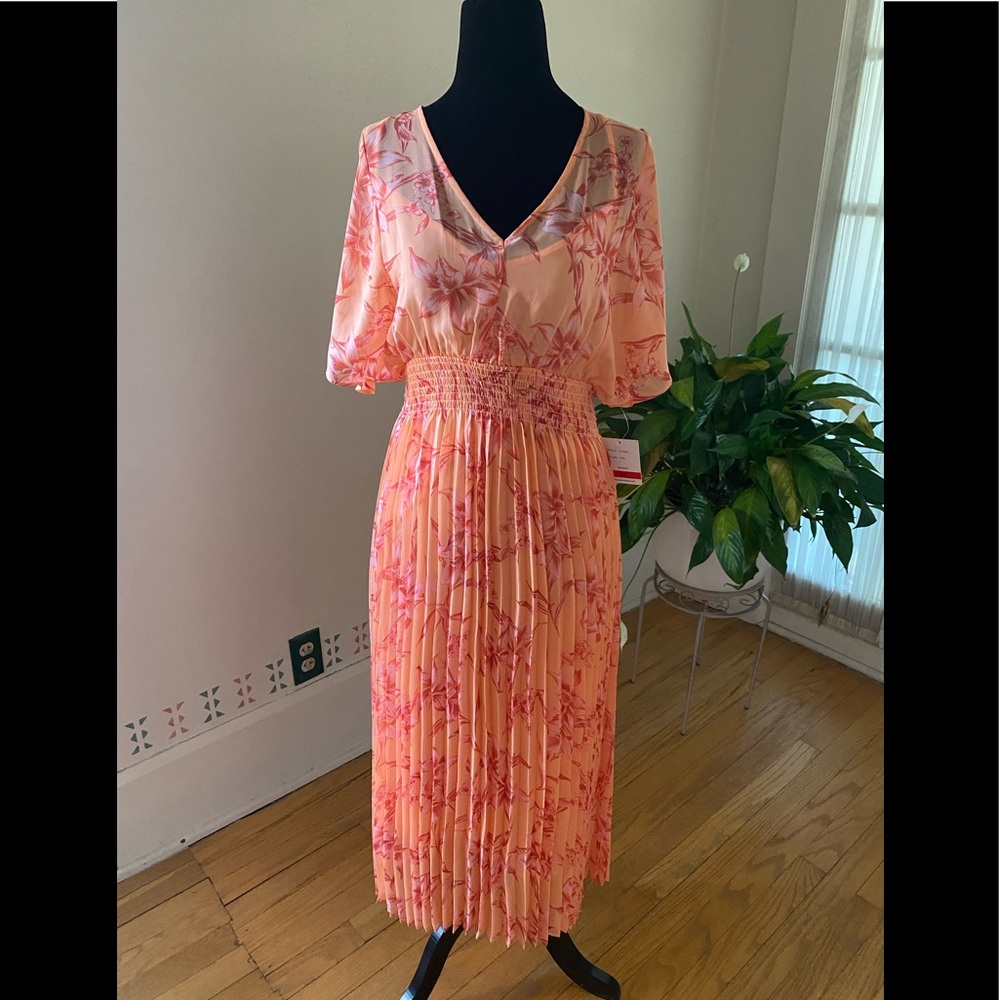 Taylor S/S V-Neck Elastic Waist Band Dress NWT - Size XS